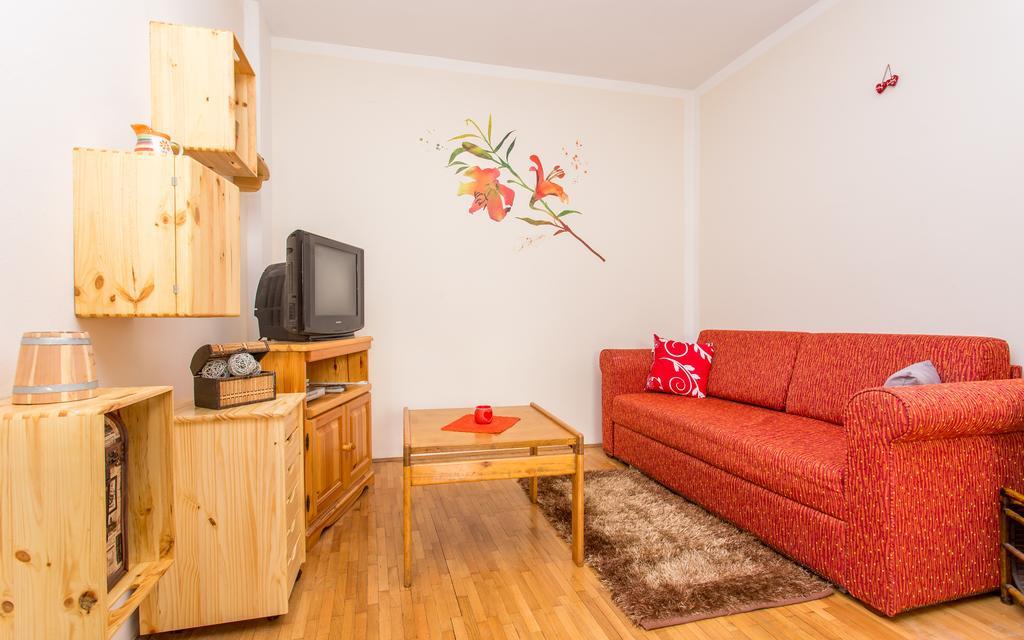 Apartment Ana Polje  外观 照片